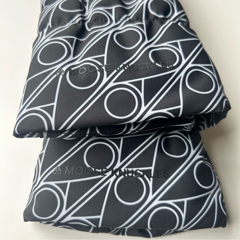 Moose Knuckles Sidney Mittens Monogram Print Black White - Picture 4 of 10